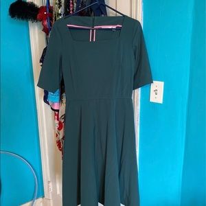 Betabrand elixir dress size L green (discontinued)